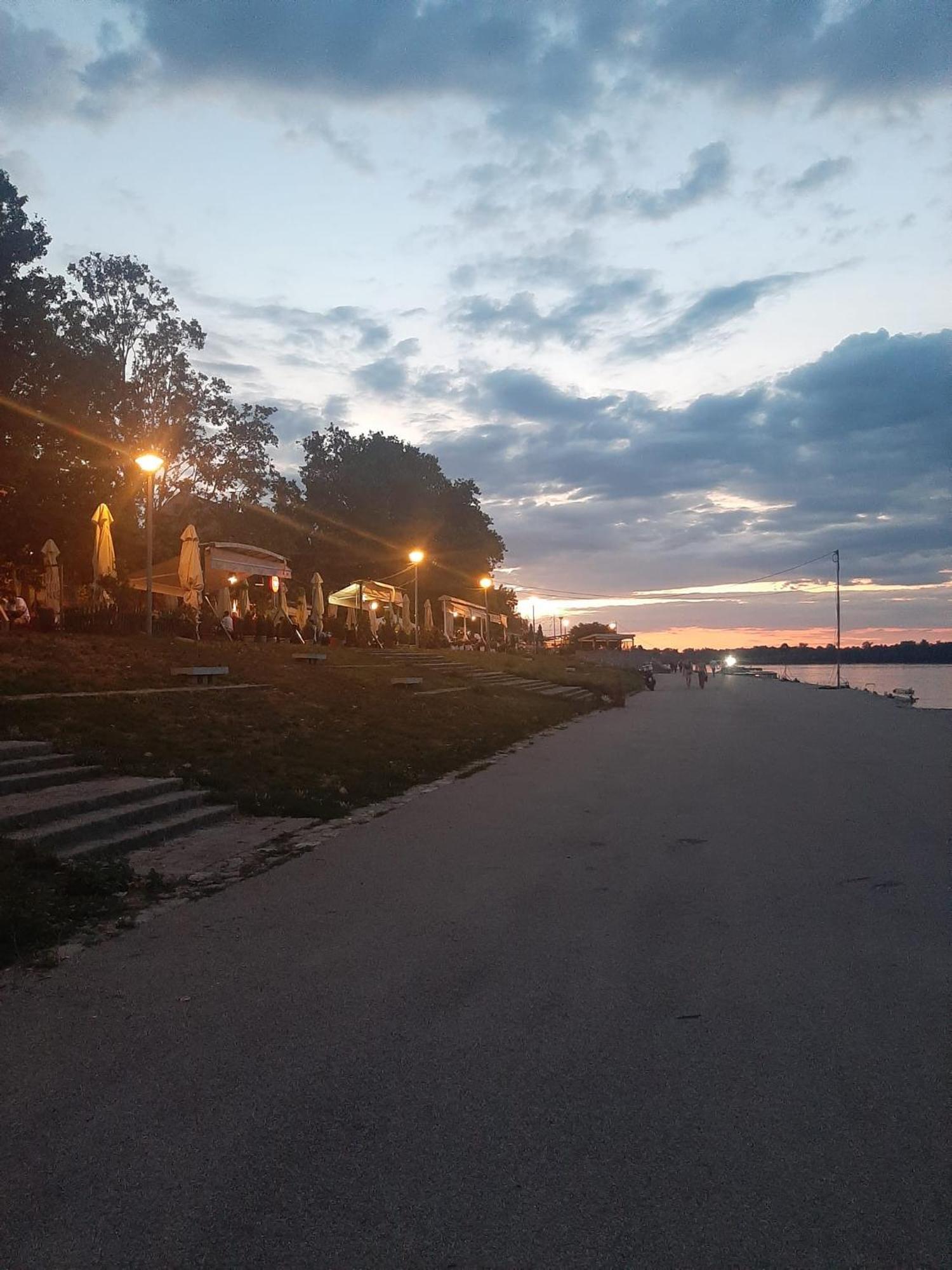 River Hostel بلغراد المظهر الخارجي الصورة