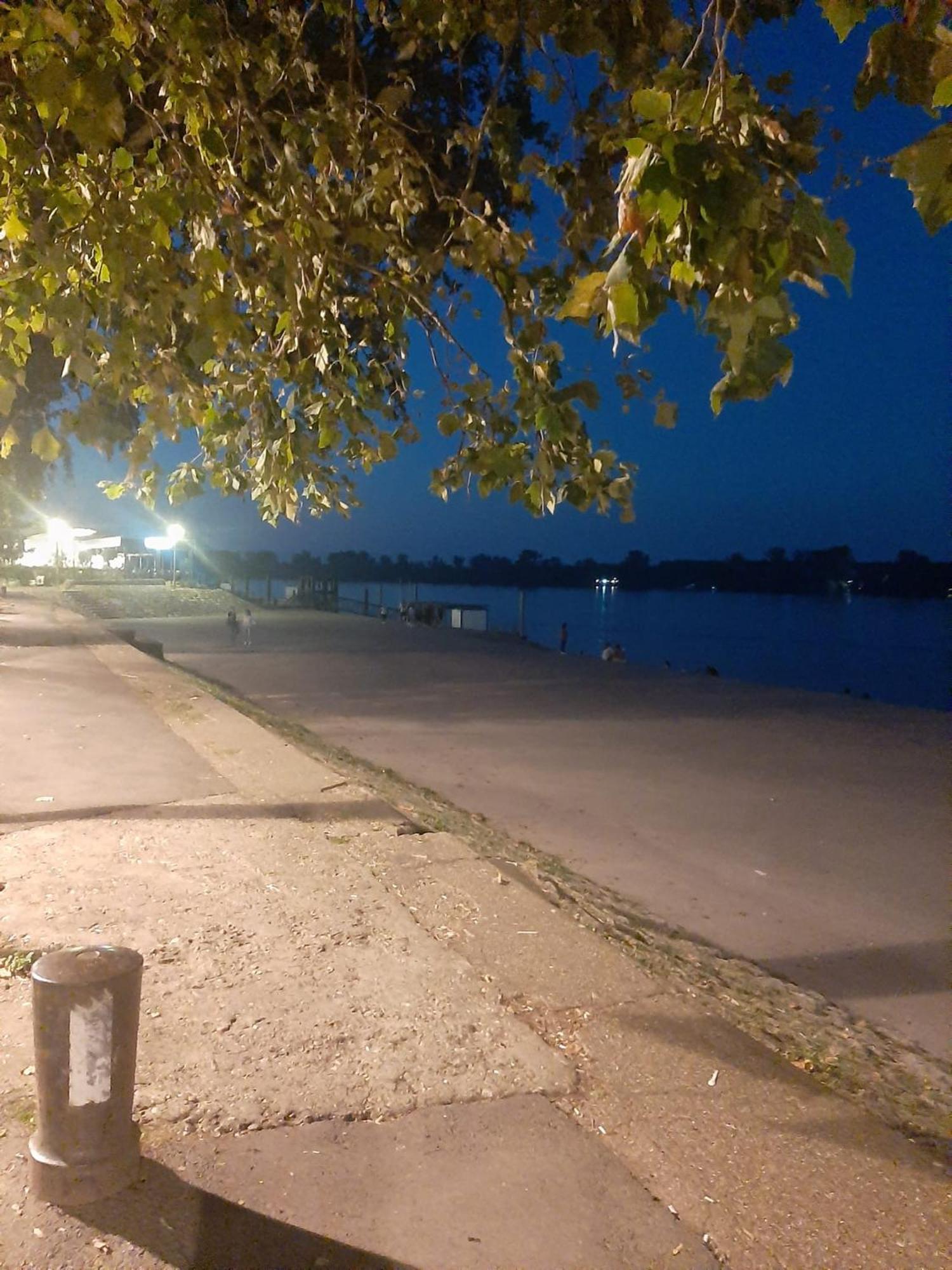 River Hostel بلغراد المظهر الخارجي الصورة